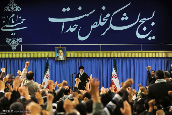 با تمدید مذاکرات مخالف نیستیم / ما اصلاً به اعتماد کردن امریکا هیچ احتیاجی نداریم و نمی خواهیم اعتماد او را جلب کنیم